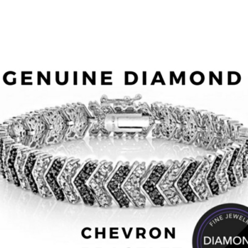 New (4) Genuine 2 Chevron 2 Hearts bracelets!